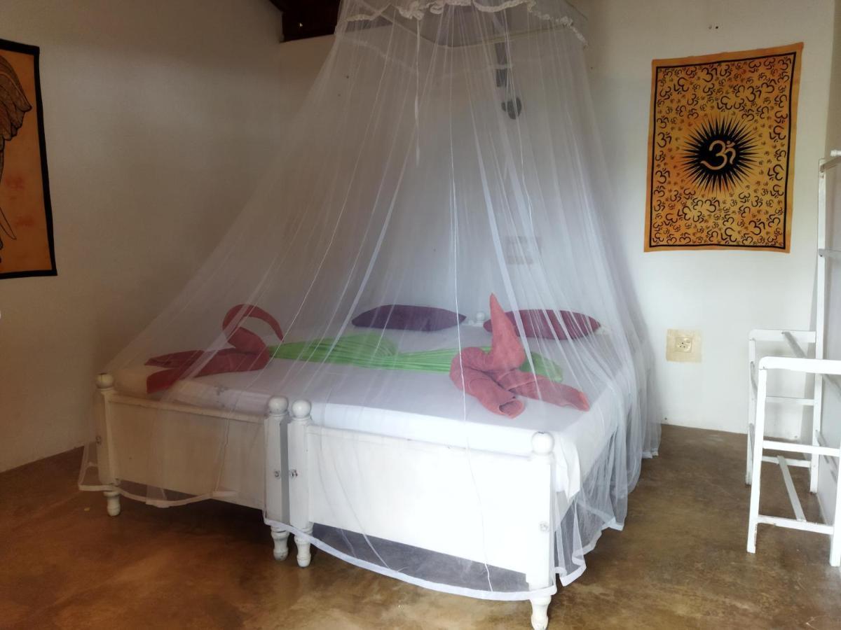 Sunchaser Beach Hotel Tangalle Exterior foto