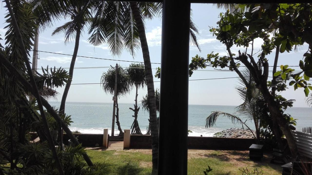 Sunchaser Beach Hotel Tangalle Exterior foto